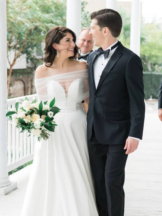 Elegant White Off the Shoulder Tulle Shawl For Woman