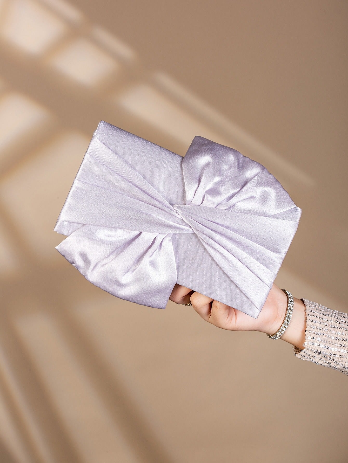 Bow Clutch Purses for Women Evening Bag Formal Vintage Satin Handbags for Bridal Wedding Party