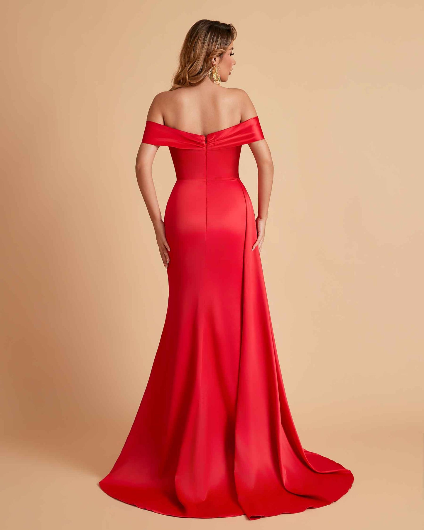 Satin Mermaid Off Shoulder Bridesmaid Dresses Sweetheart Floor Length with Train