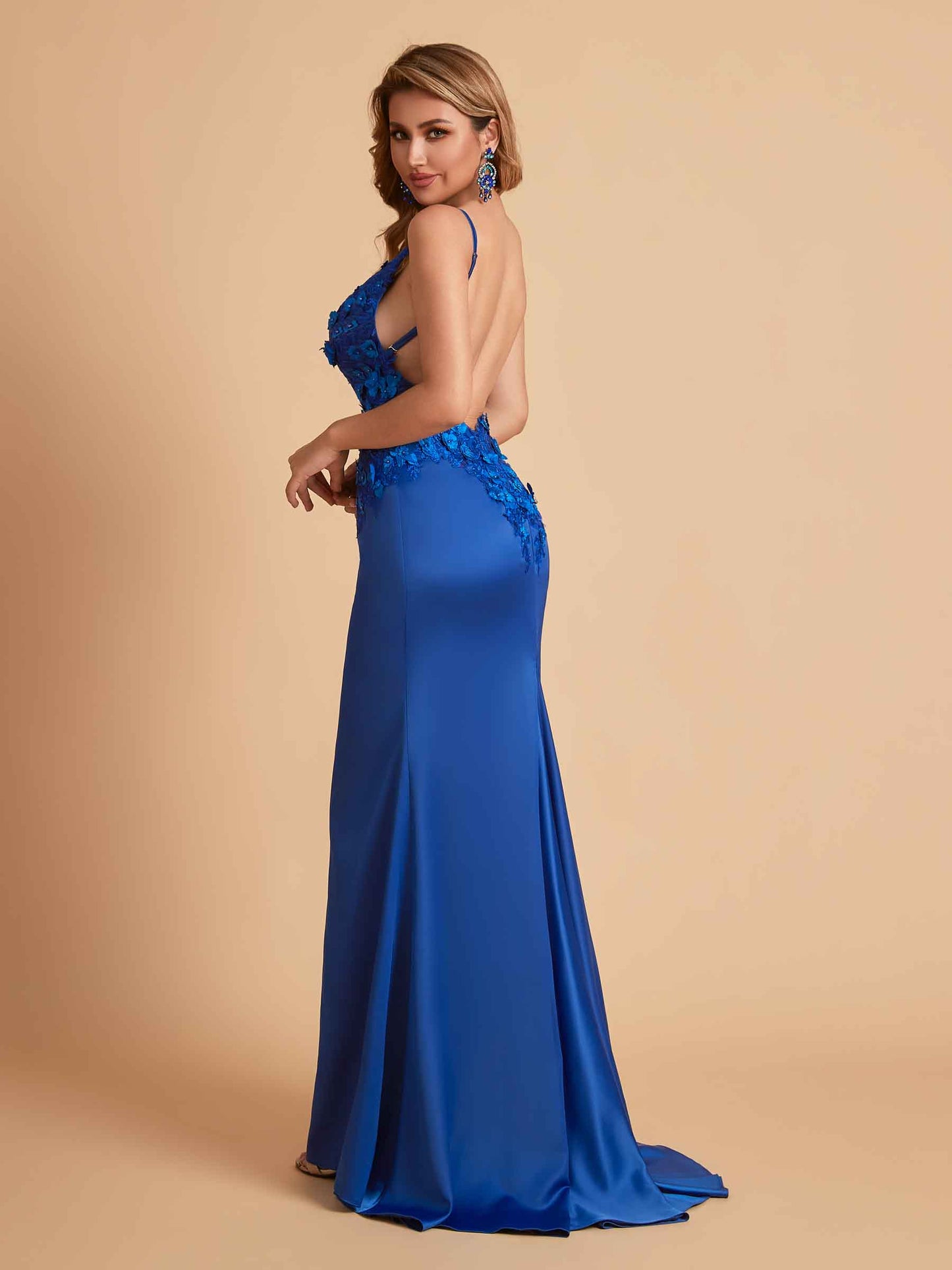 Sexy Satin Spaghetti Straps V-neck Mermaid Floor Length Applique Bridesmaid Dresses