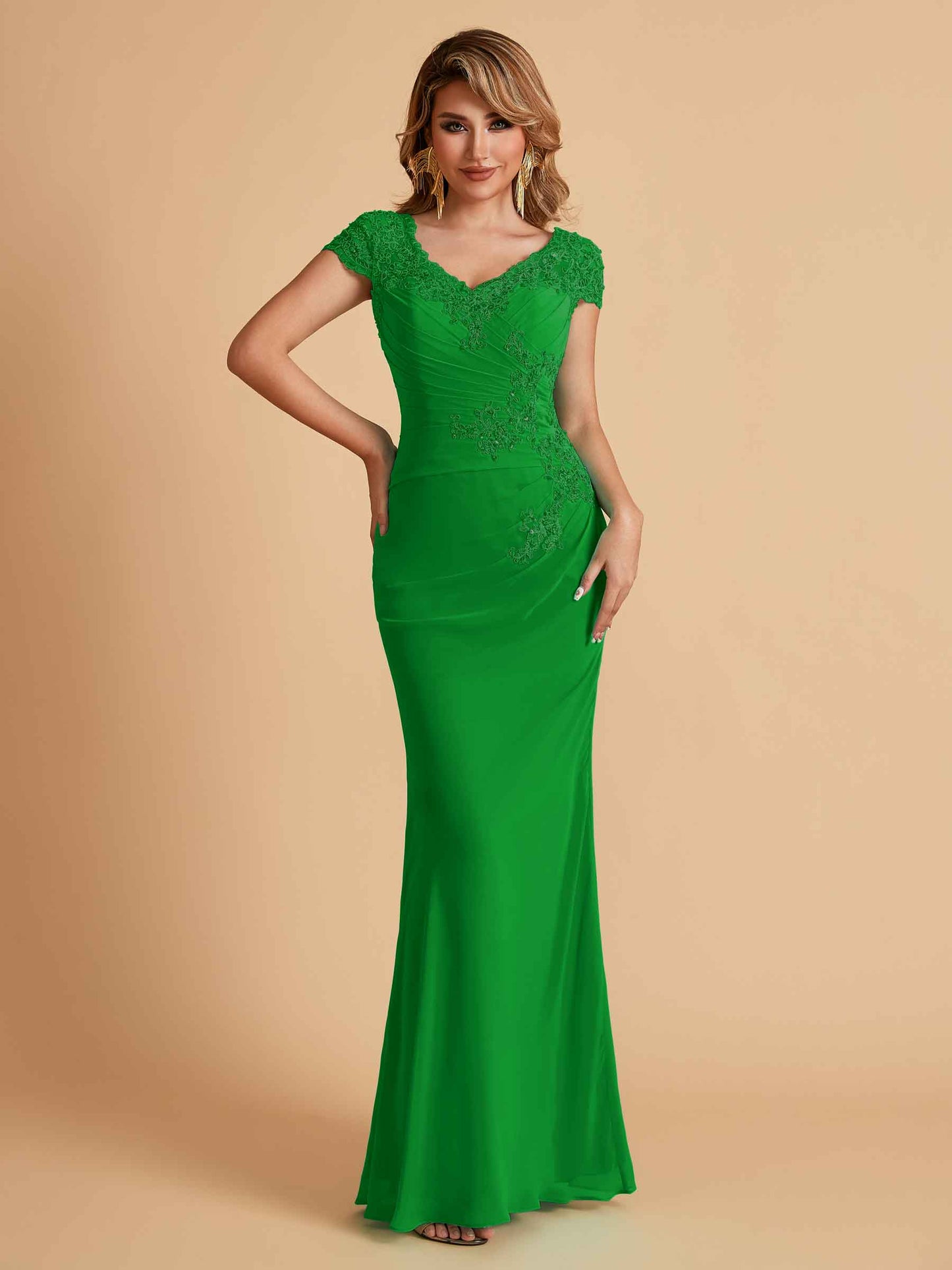 Elegant Mermaid Chiffon Cap Sleeves V-Neck Mother of the Brides Dresses Online