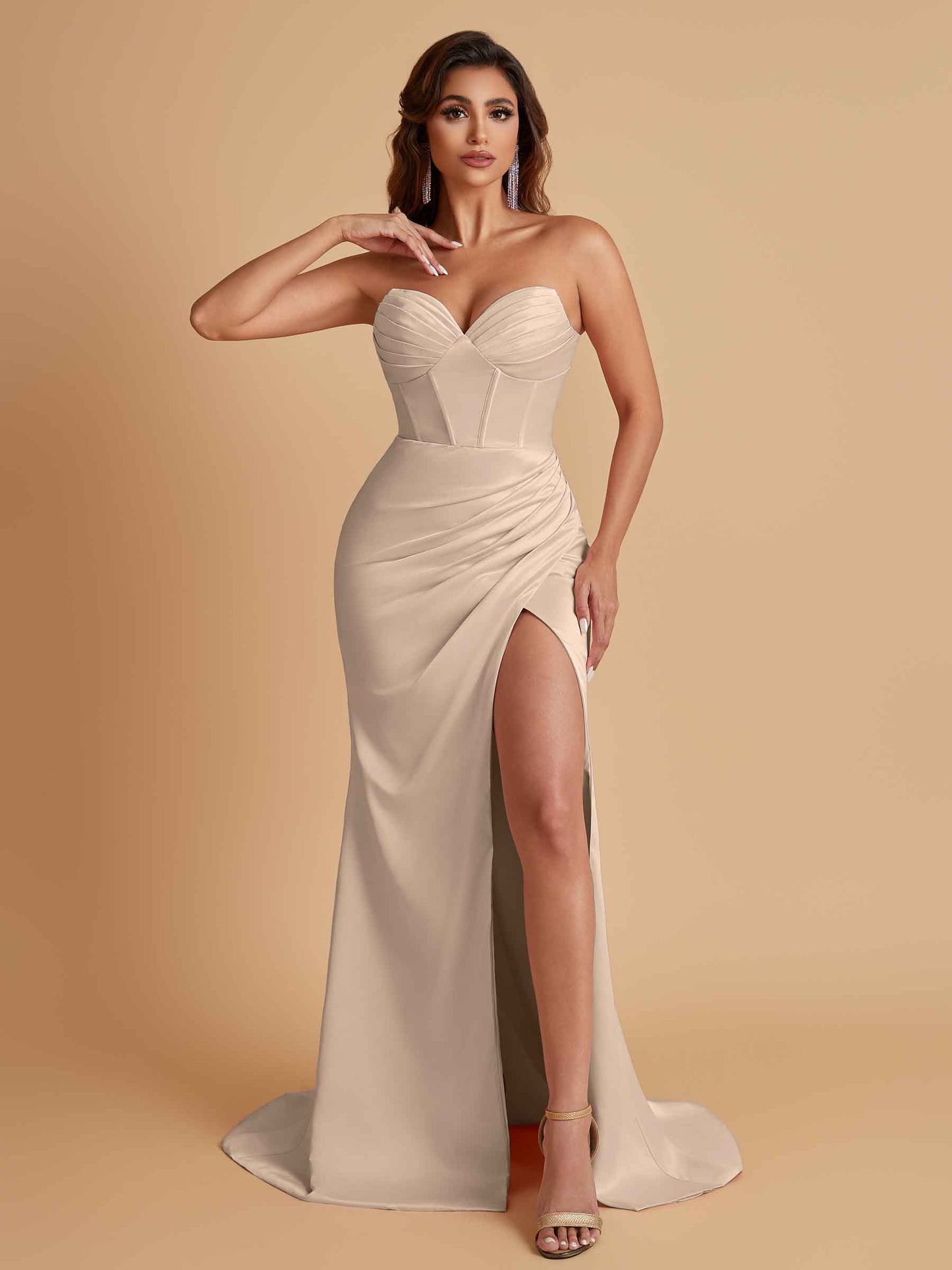 Elegant Soft Satin Mermaid V-neck Side Slit Floor-Length Bridesmaid Dresses Online