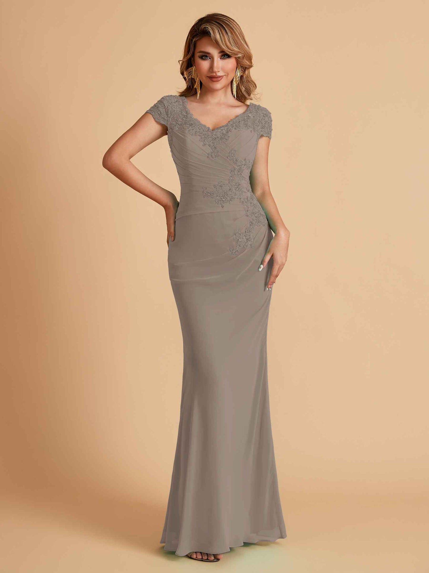 Elegant Mermaid Chiffon Cap Sleeves V-Neck Mother of the Brides Dresses Online