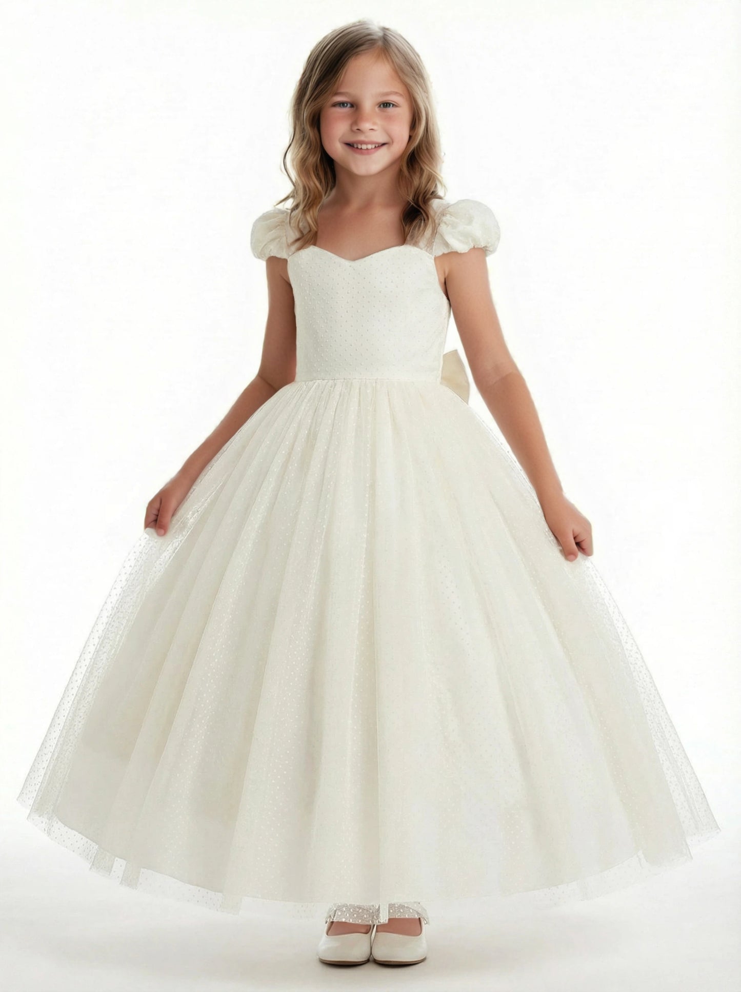 Sweetheart-Neck Puff-Sleeve Flower Girl Dress A-Line Polka-Dot Tulle Gown with Back Bow & Button Detail for Weddings & Formal Occasions