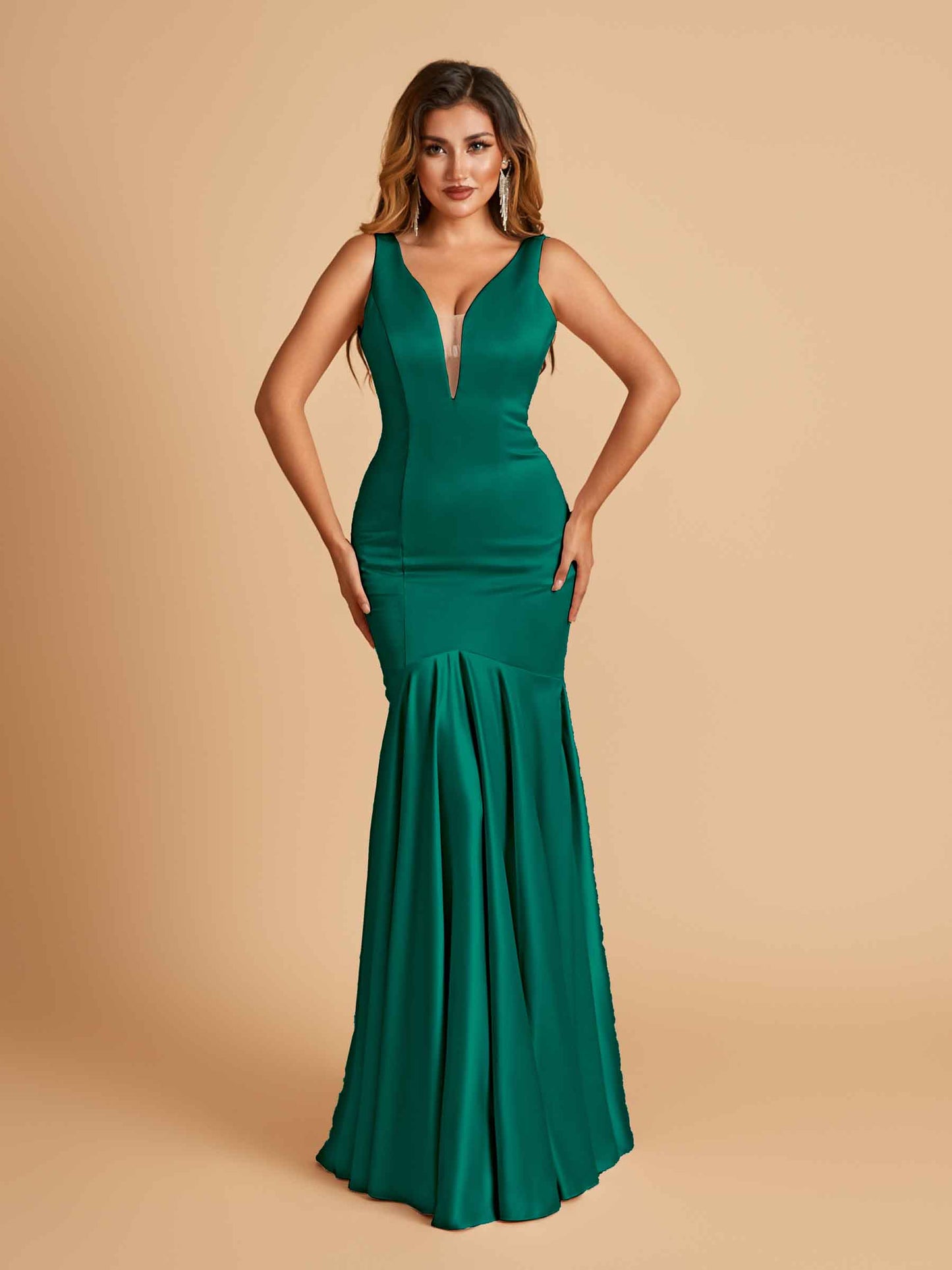 Satin Deep V-neck Mermaid Bridesmaid Dresses Half Open Back Floor Length
