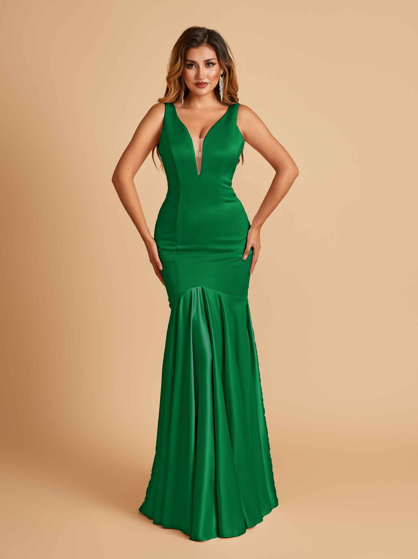 Satin Deep V-neck Mermaid Bridesmaid Dresses Half Open Back Floor Length