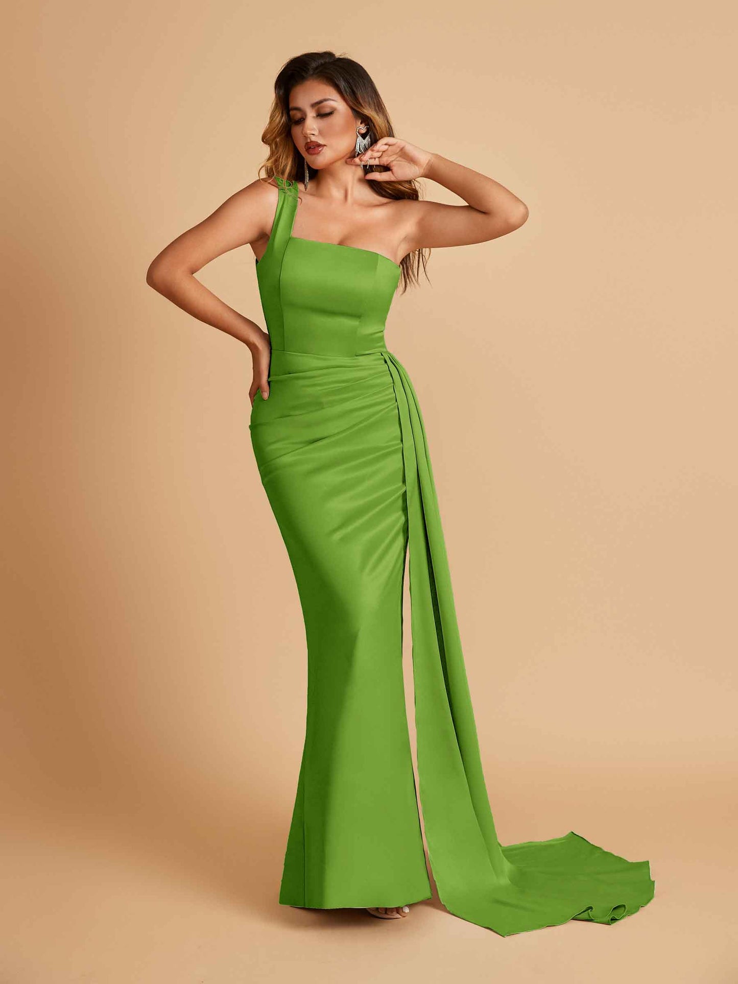 Sexy Satin One Shoulder Mermaid Bridesmaid Dresses Pleats Floor Length