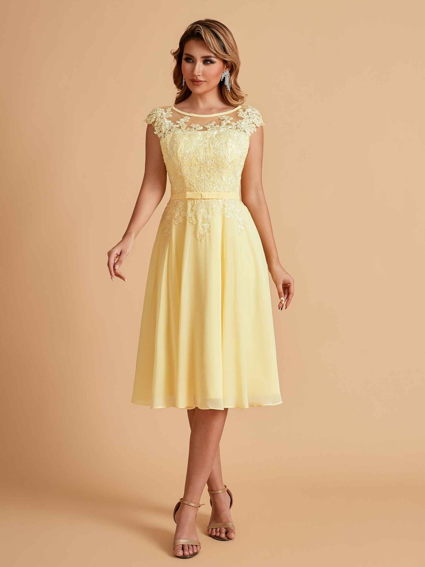 Elegant A-line Chiffon Jewel Short Mother of the Brides Dresses Online