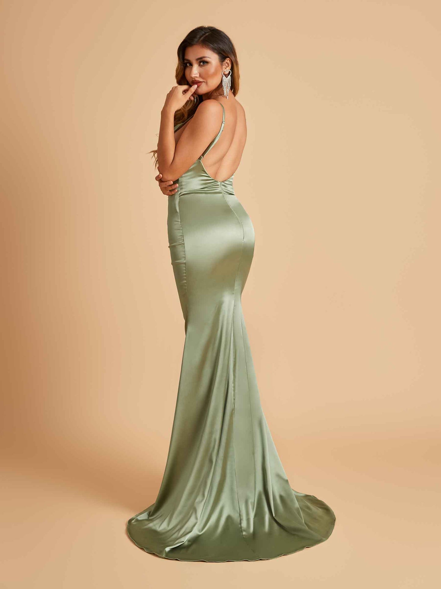Satin Mermaid Open Back Bridesmaid Dresses Spaghetti Straps Scoop Floor Length