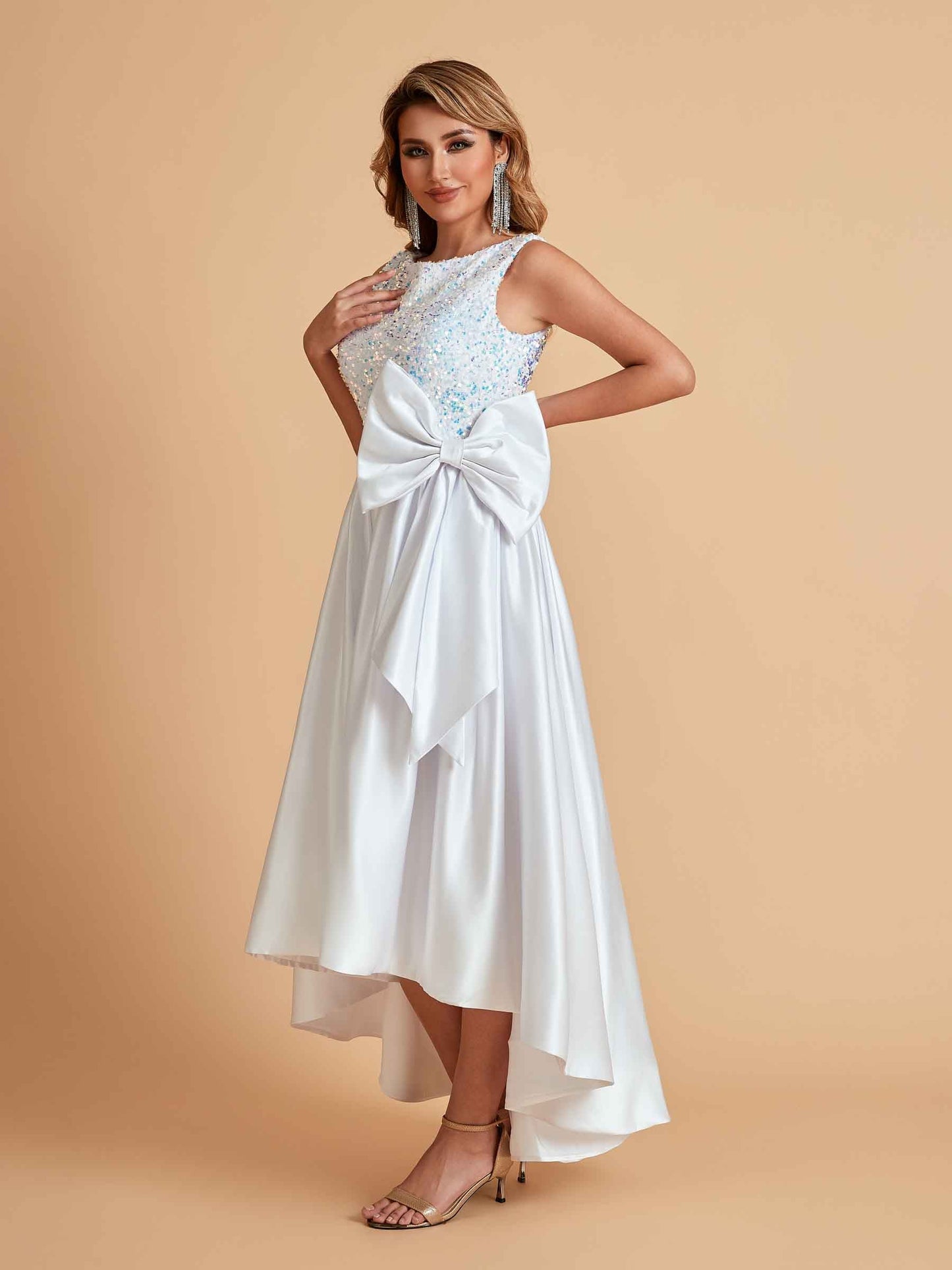 Sparkly Satin Sleeveless Pleats A-line Bridesmaid Dresses High-Low