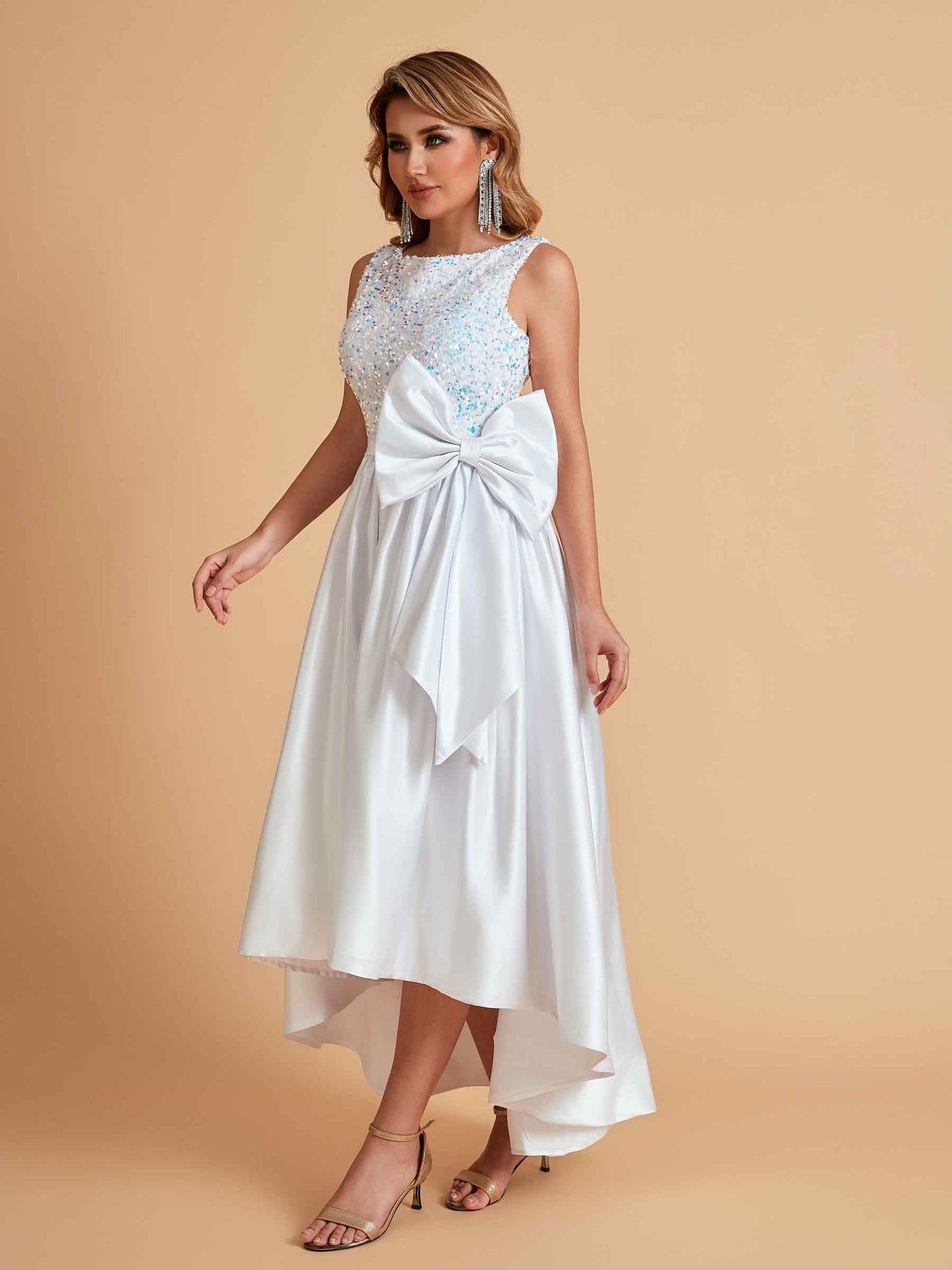 Sparkly Satin Sleeveless Pleats A-line Bridesmaid Dresses High-Low