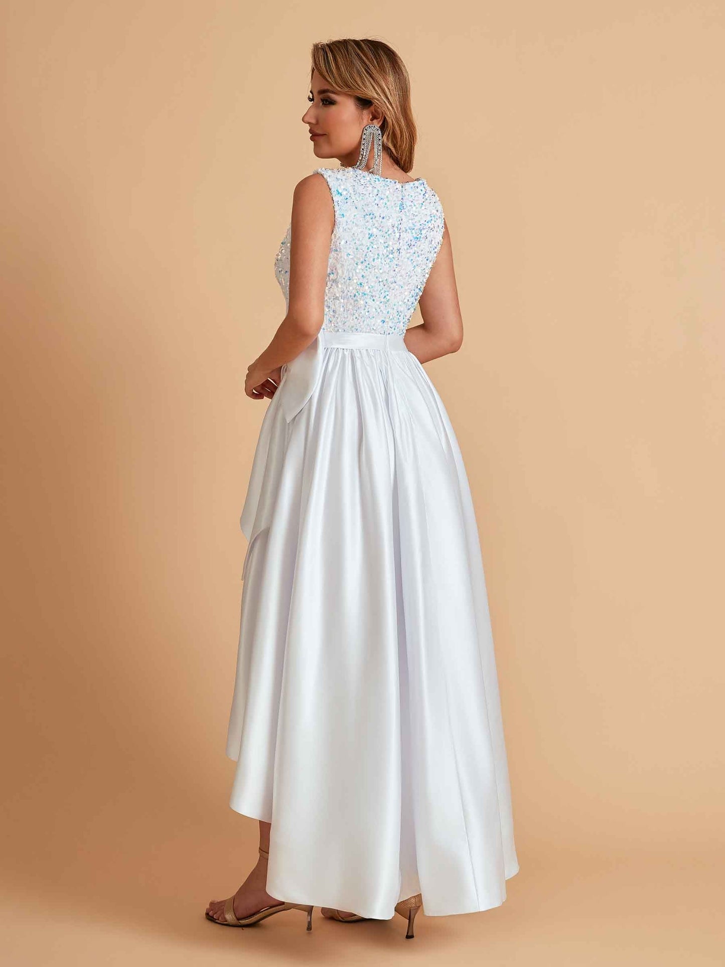 Sparkly Satin Sleeveless Pleats A-line Bridesmaid Dresses High-Low