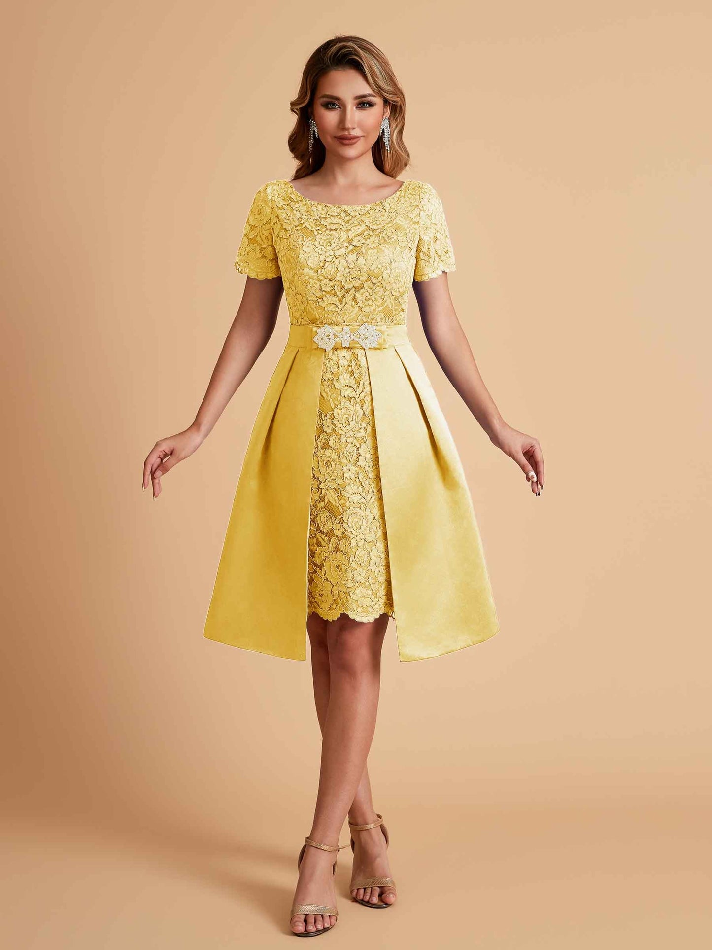 Elegant A-line Short Sleeves Jewel Knee Length Mother of the Brides Dresses