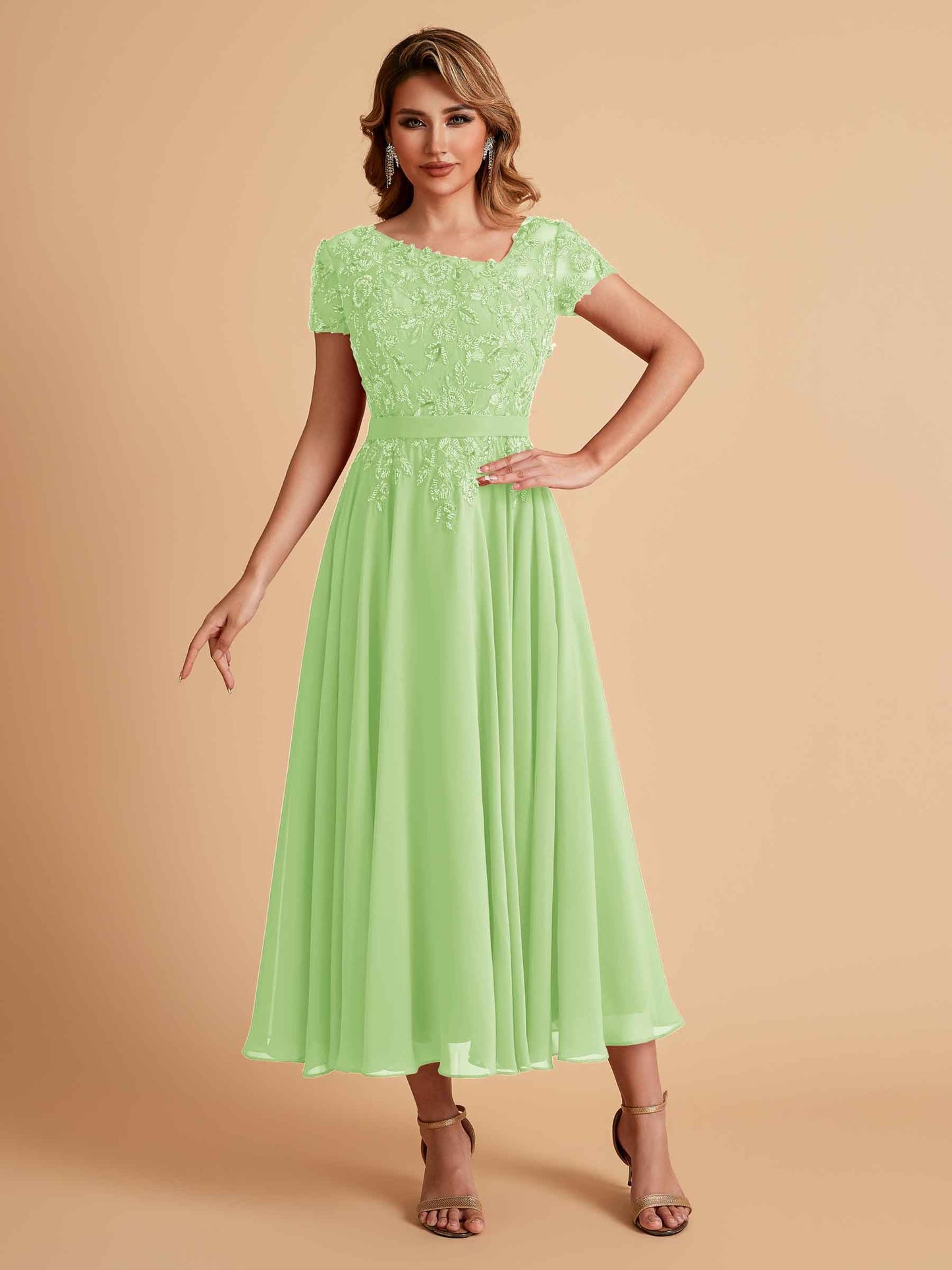 Elegant A-line Chiffon Short Sleeves Mother of the Brides Dresses Online